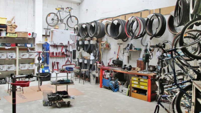 Photo de l'atelier d'auto-réparation de vélo d'Ocivélo